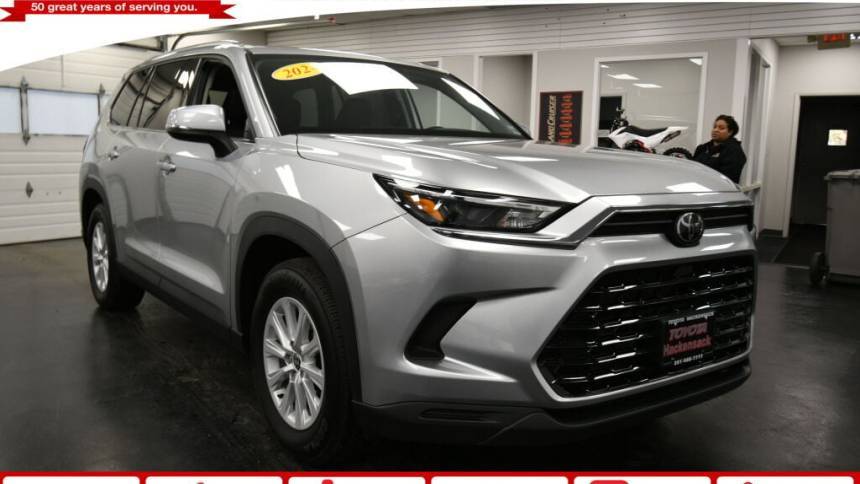 2024 Toyota Grand Highlander XLE — SUV — 28,002 mi — Hackensack, NJ