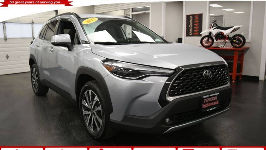 2022 Toyota Corolla Cross XLE — SUV — 42,532 mi — Hackensack, NJ