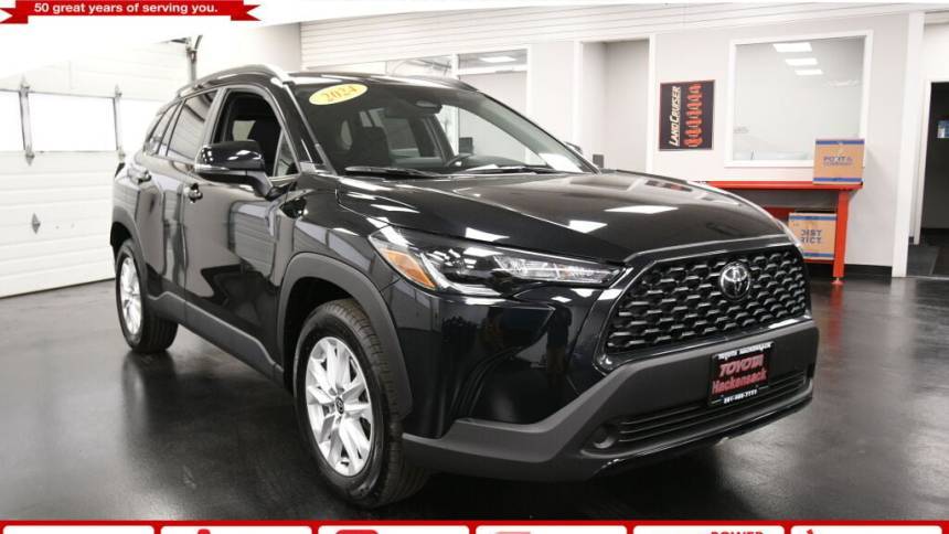 2024 Toyota Corolla Cross LE — SUV — 32,595 mi — Hackensack, NJ