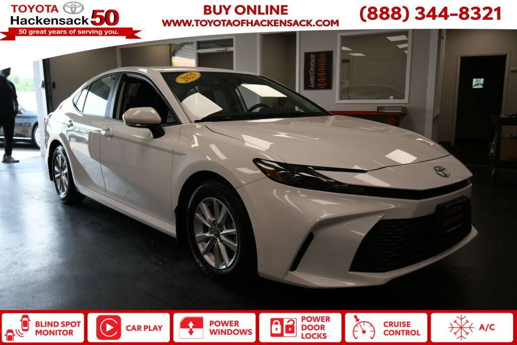 2025 Toyota Camry LE — Sedan — 7,183 mi — Hackensack, NJ