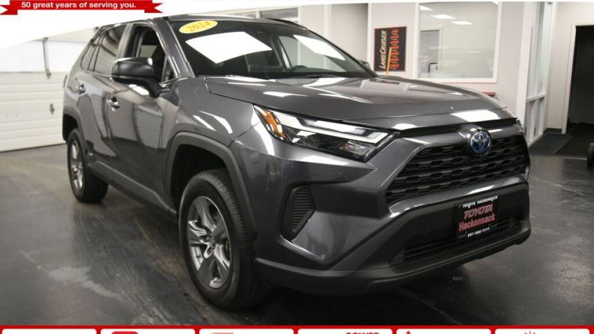 2024 Toyota RAV4 Hybrid LE — SUV — 19,162 mi — Hackensack, NJ