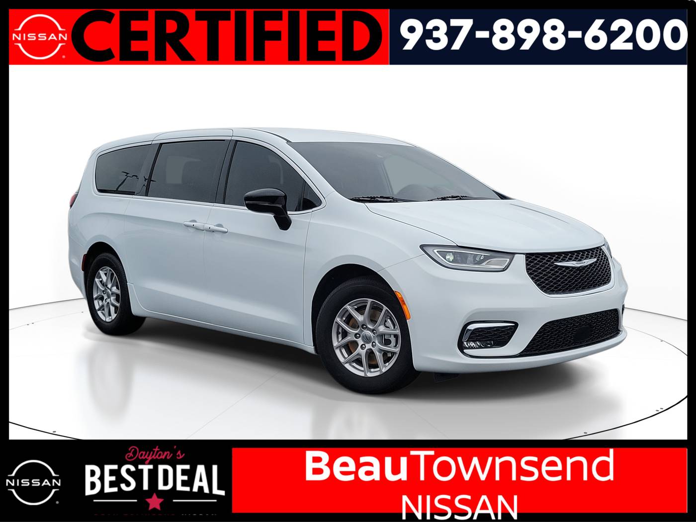 2024 Chrysler Pacifica Touring L — Minivan — 16,707 mi — Vandalia, OH