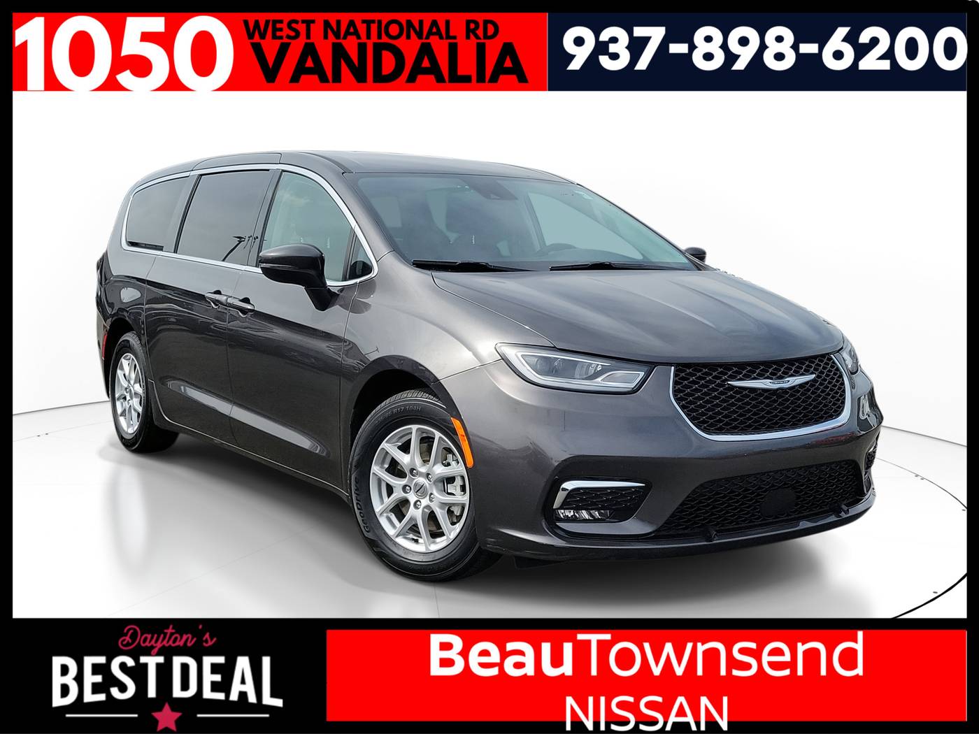 2023 Chrysler Pacifica Touring L — Minivan — 50,671 mi — Vandalia, OH
