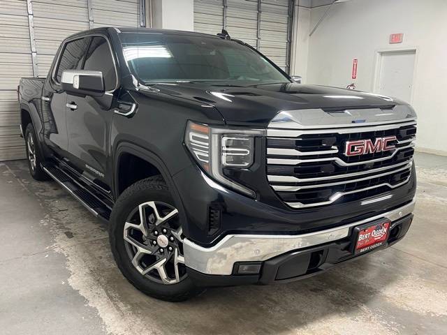 2024 GMC Sierra 1500 SLT — Pickup Truck — 32,132 mi — Edinburg, TX