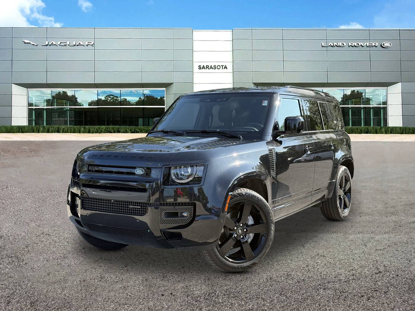 2023 Land Rover Defender X-Dynamic SE — SUV — 35,101 mi — Sarasota, FL