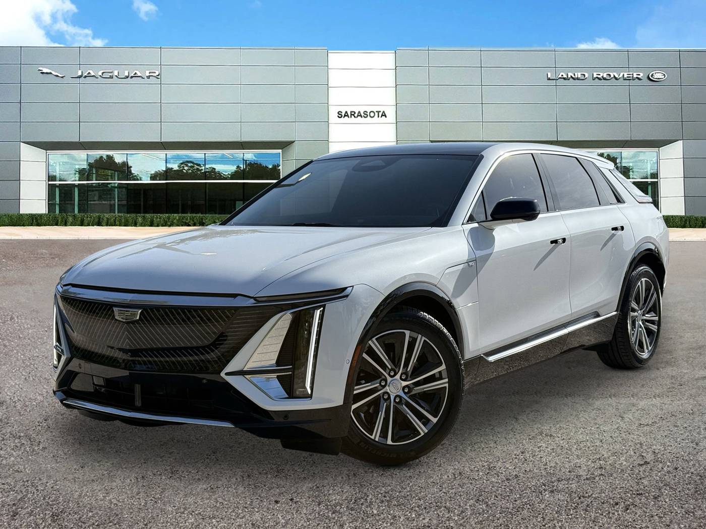 2024 Cadillac LYRIQ Luxury — SUV — 11,415 mi — Sarasota, FL