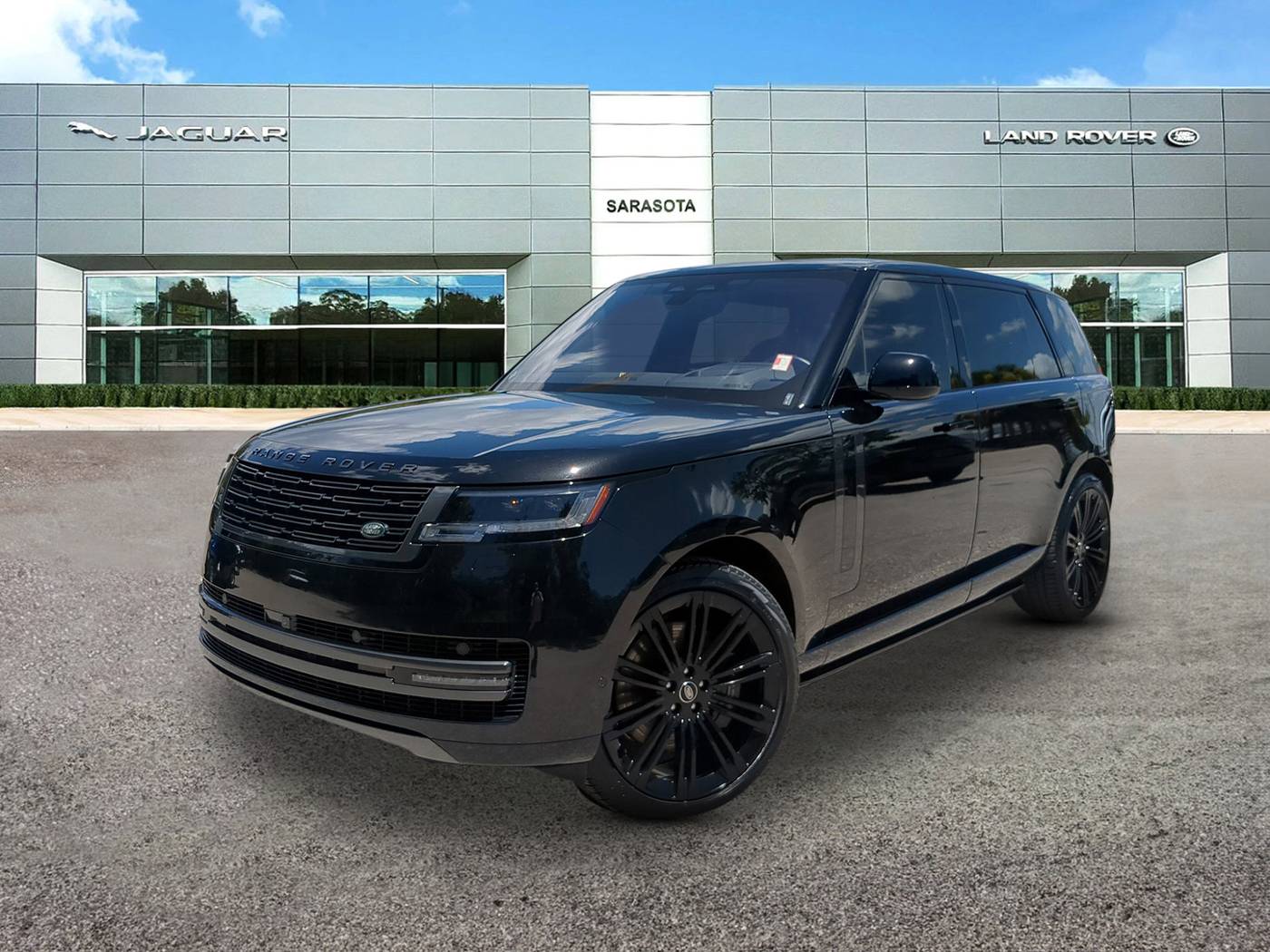 2023 Land Rover Range Rover SE — SUV — 31,943 mi — Sarasota, FL