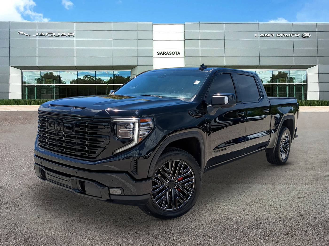 2022 GMC Sierra 1500 Denali — Pickup Truck — 21,535 mi — Sarasota, FL