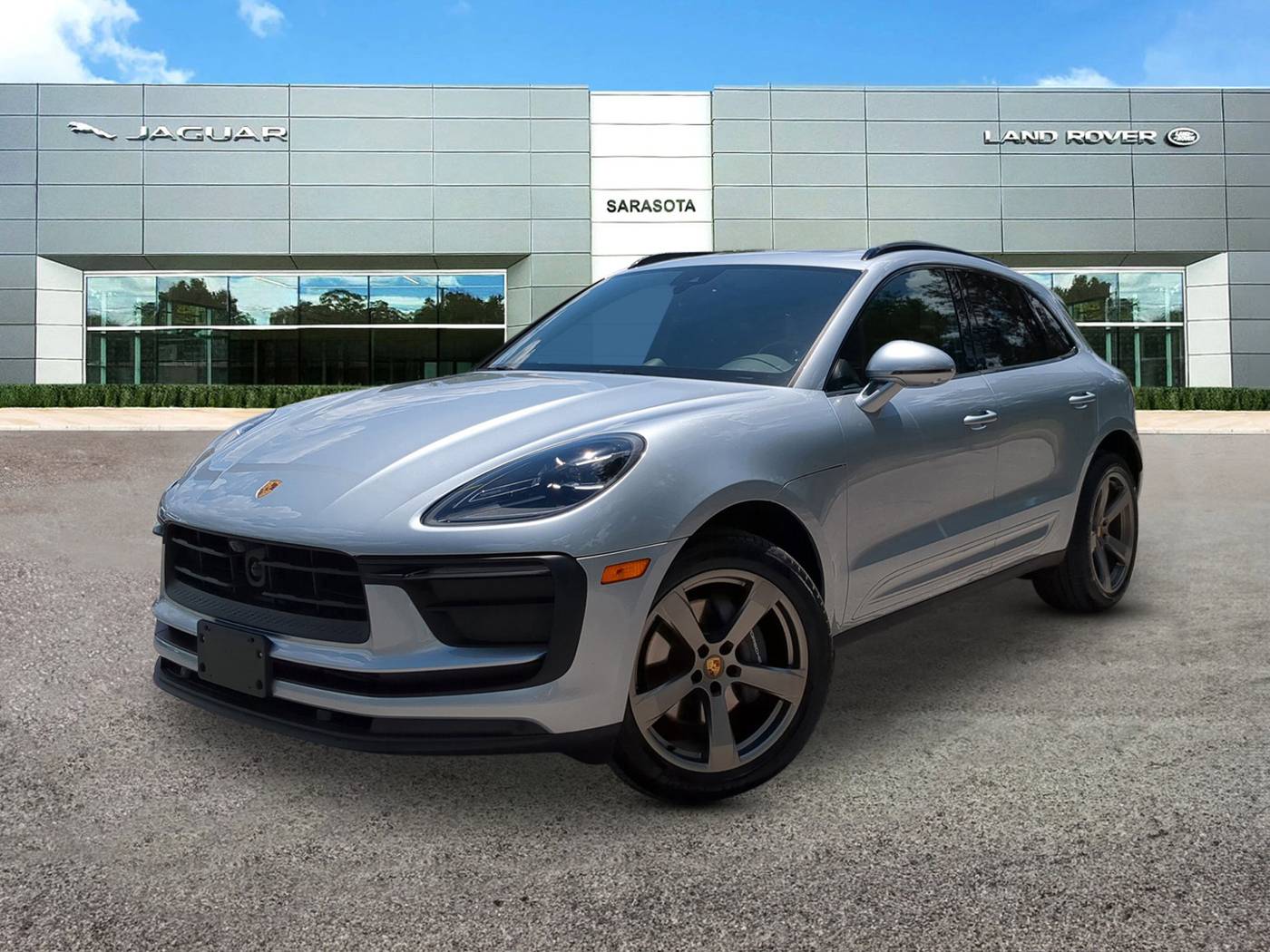 2024 Porsche Macan Standard — SUV — 7,490 mi — Sarasota, FL