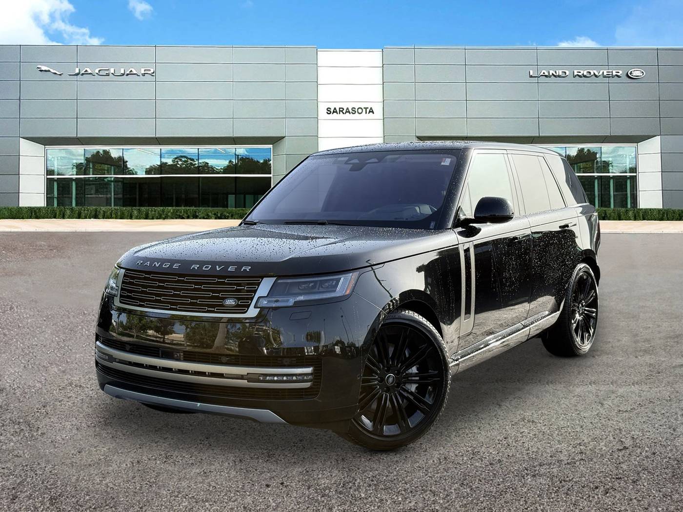 2023 Land Rover Range Rover SE — SUV — 30,374 mi — Sarasota, FL