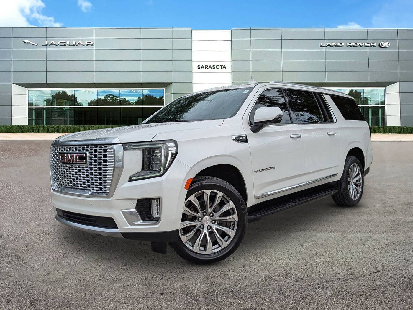 2021 GMC Yukon SLT — SUV — 83,810 mi — Sarasota, FL