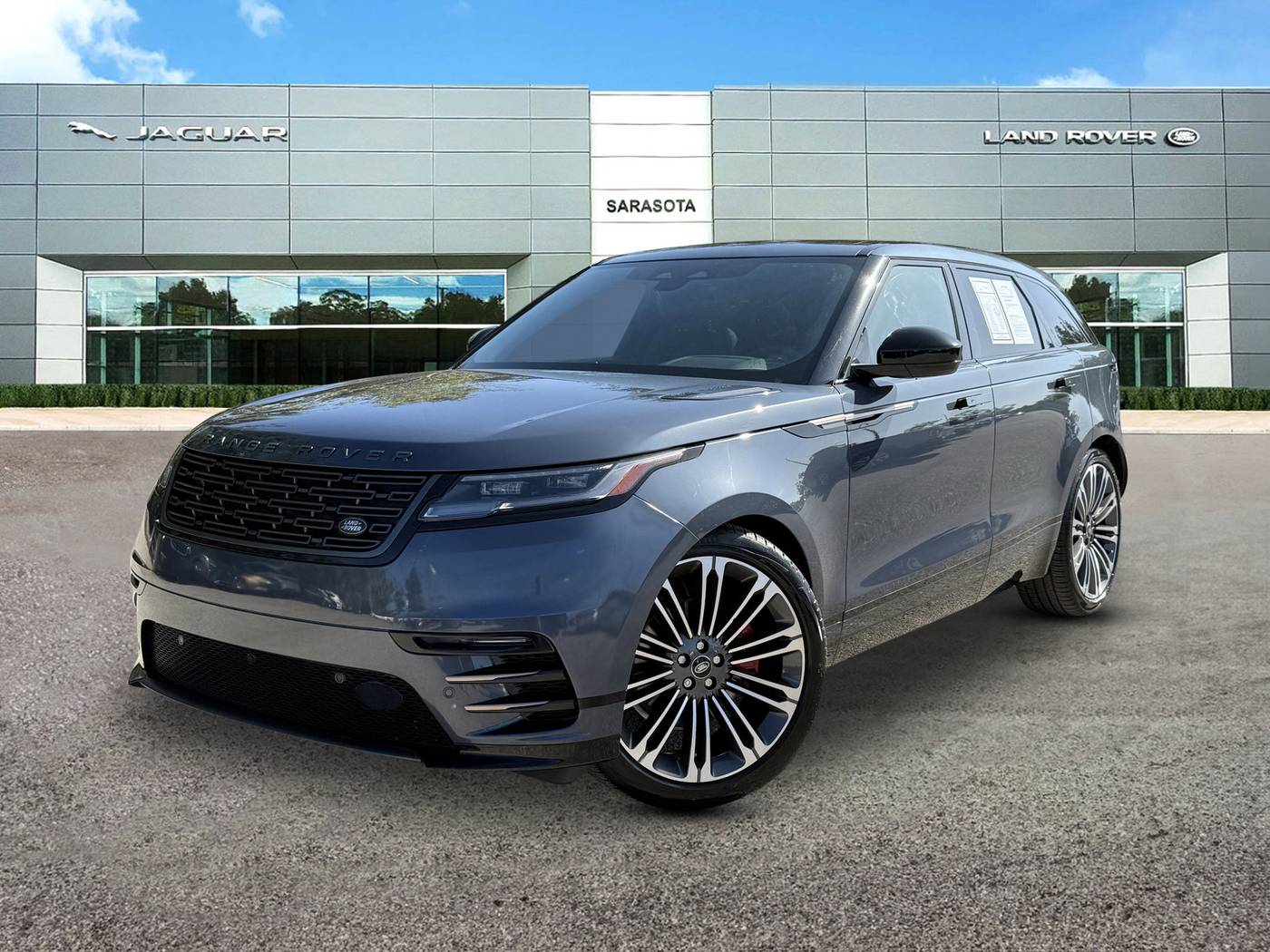 2024 Land Rover Range Rover Velar Dynamic SE — SUV — 9,364 mi — Sarasota, FL