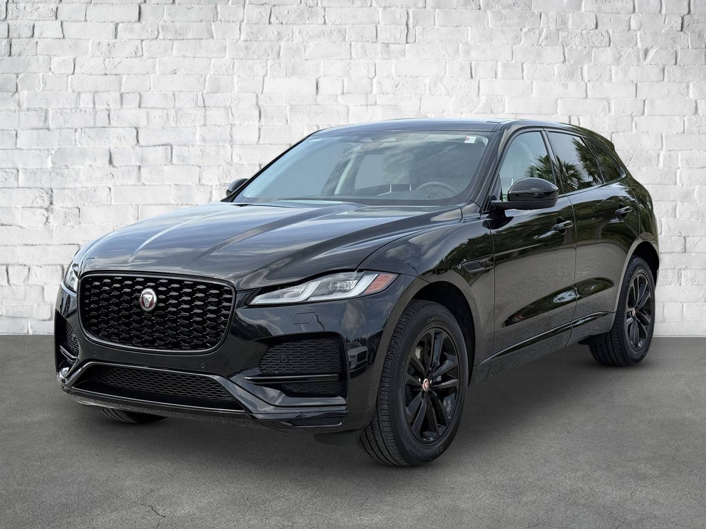 2023 Jaguar F-PACE S — SUV — 10,647 mi — Sarasota, FL