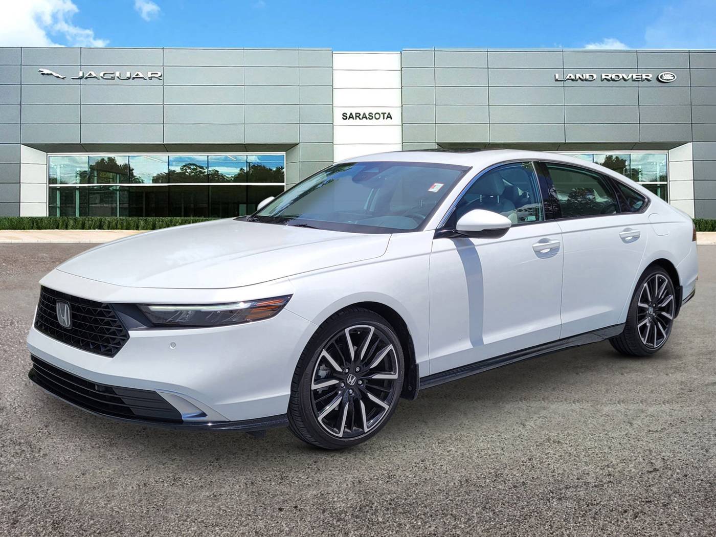 2024 Honda Accord Hybrid Touring — Sedan — 21,951 mi — Sarasota, FL