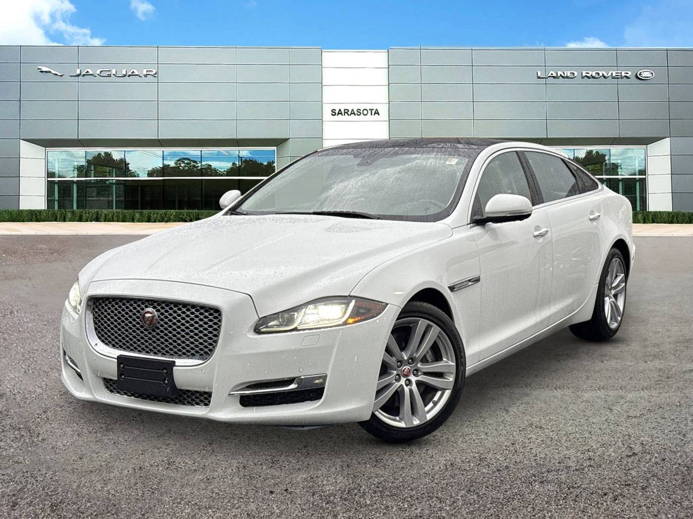 2016 Jaguar XJ Portfolio — Sedan — 58,313 mi — Sarasota, FL