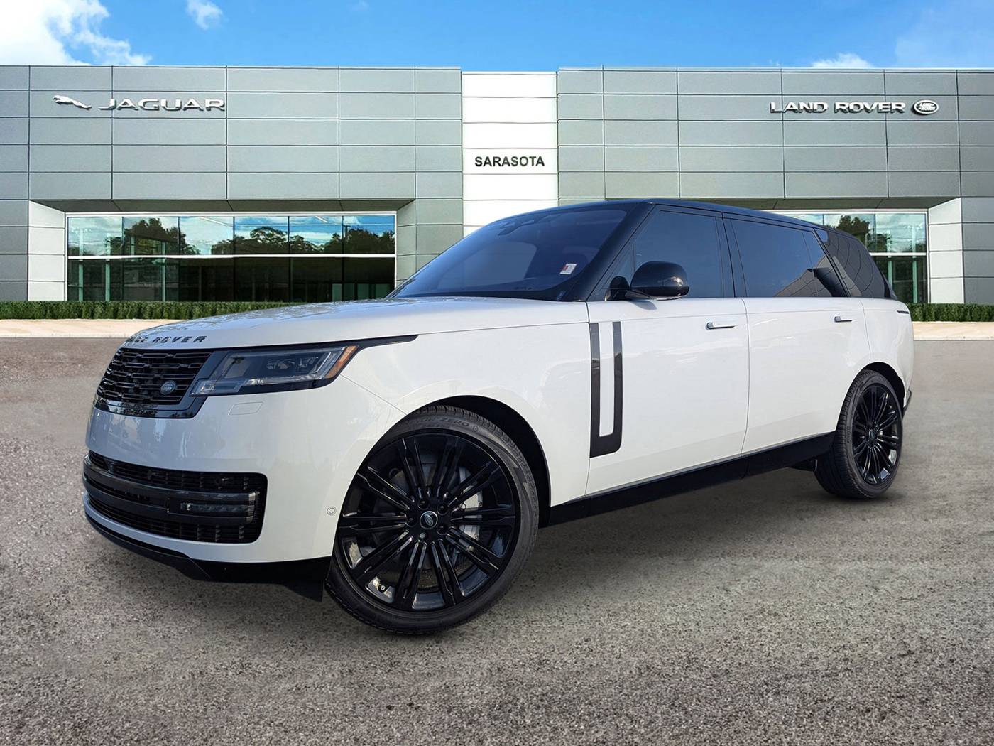 2023 Land Rover Range Rover SE — SUV — 42,448 mi — Sarasota, FL