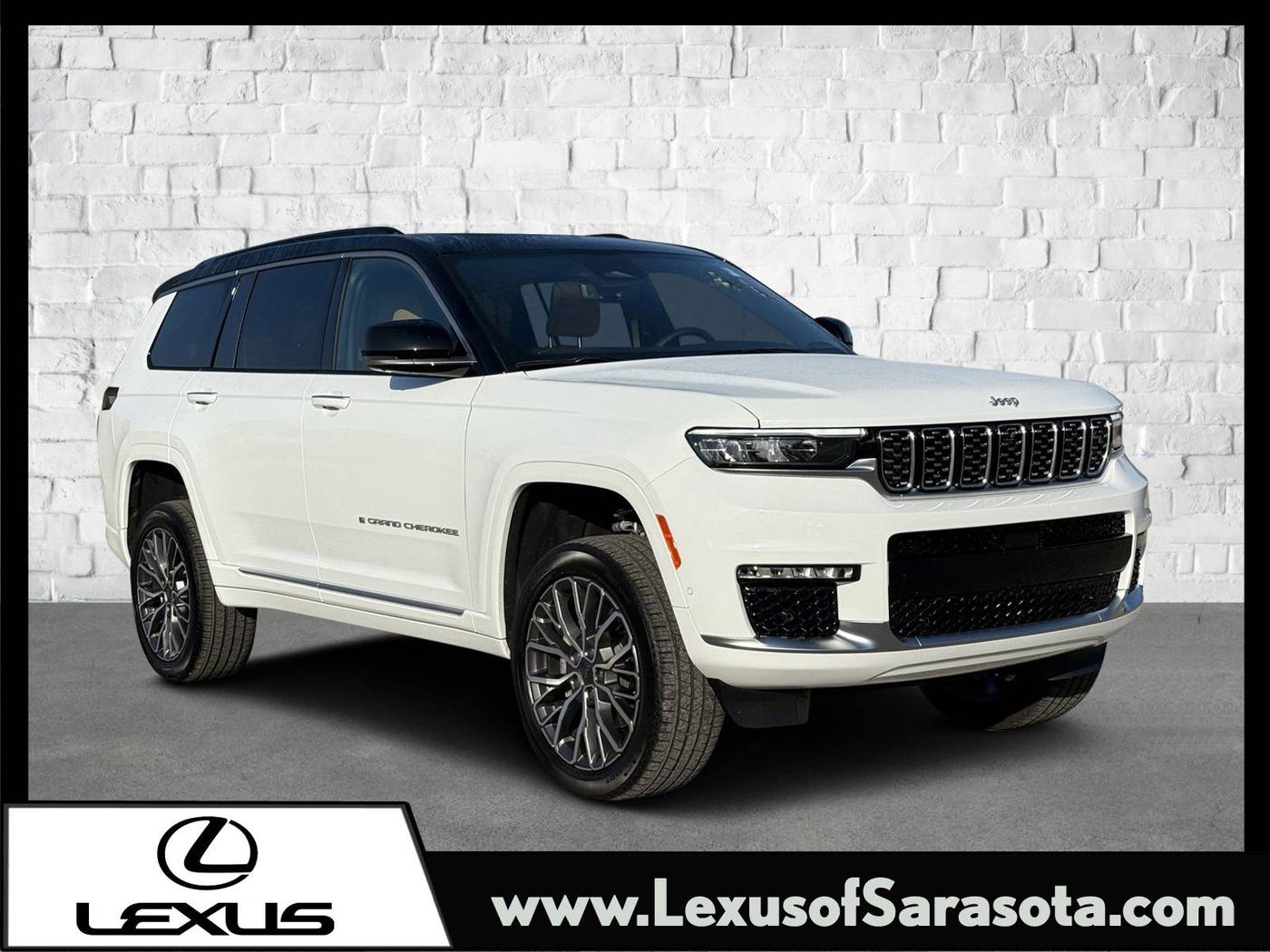 2024 Jeep Grand Cherokee Summit Reserve — SUV — 5,200 mi — Sarasota, FL