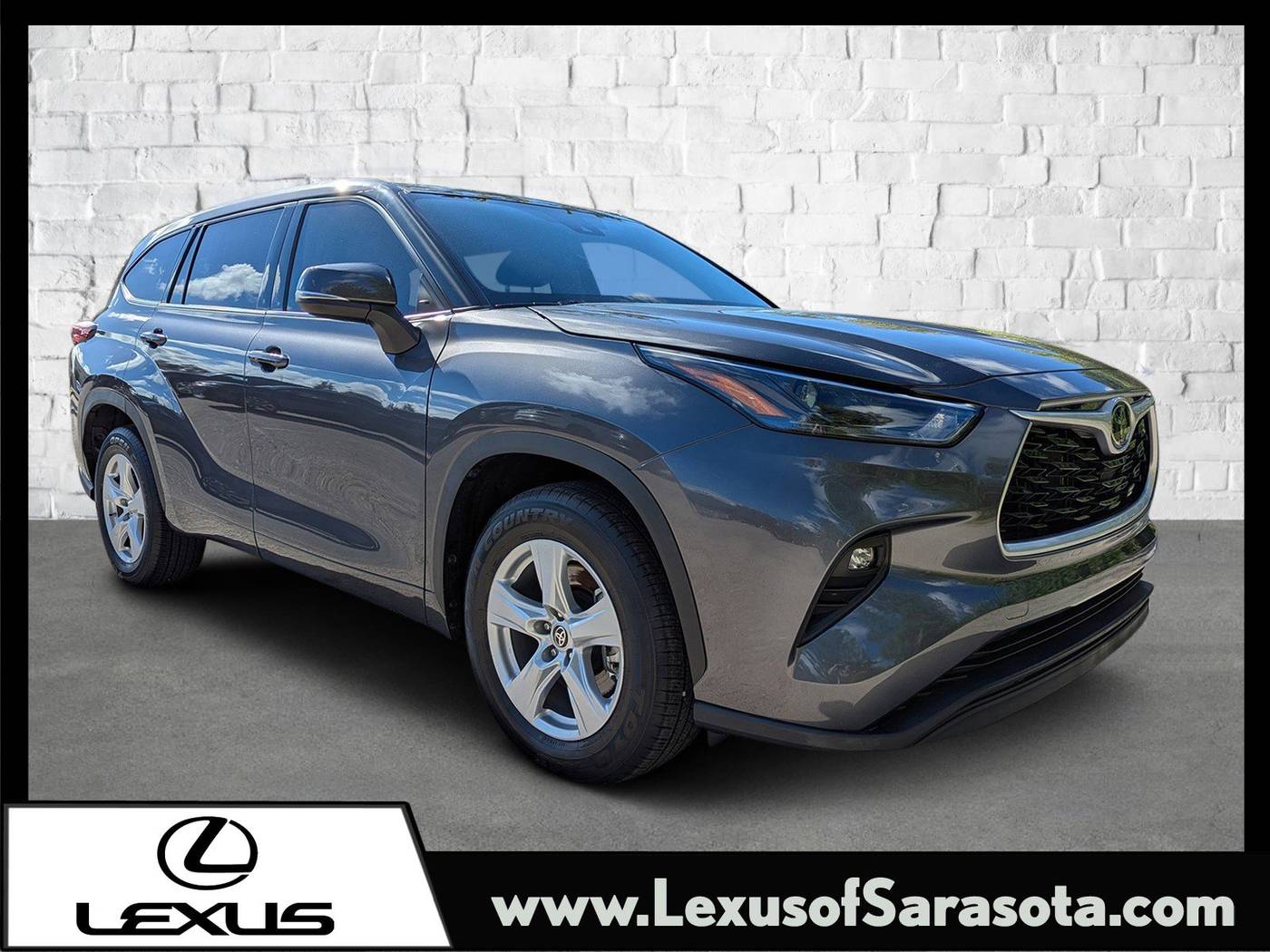 2022 Toyota Highlander LE — SUV — 44,975 mi — Sarasota, FL