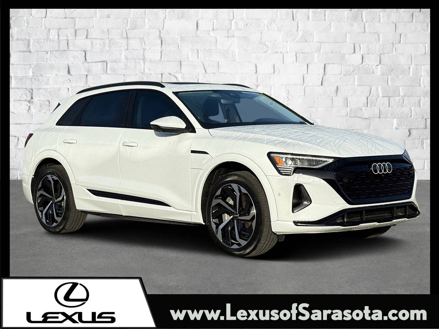 2024 Audi Q8 e-tron Premium Plus — SUV — 10,858 mi — Sarasota, FL