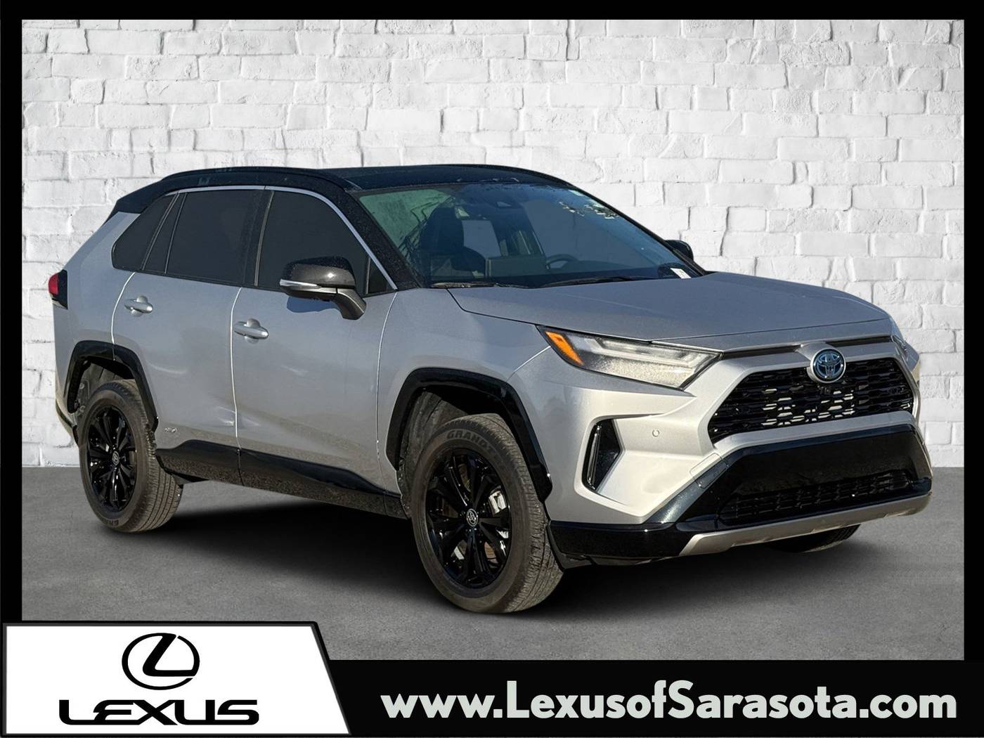 2024 Toyota RAV4 Hybrid XSE — SUV — 20,066 mi — Sarasota, FL