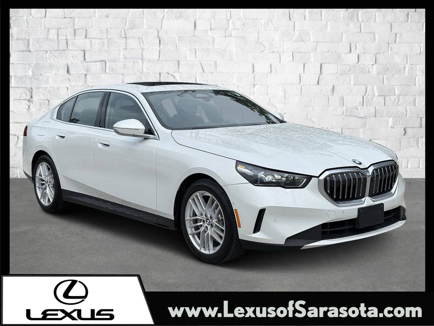 2024 BMW 5 Series 530i — Sedan — 24,371 mi — Sarasota, FL
