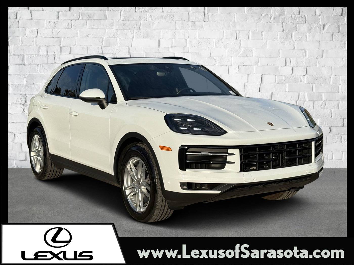 2024 Porsche Cayenne Standard — SUV — 15,708 mi — Sarasota, FL