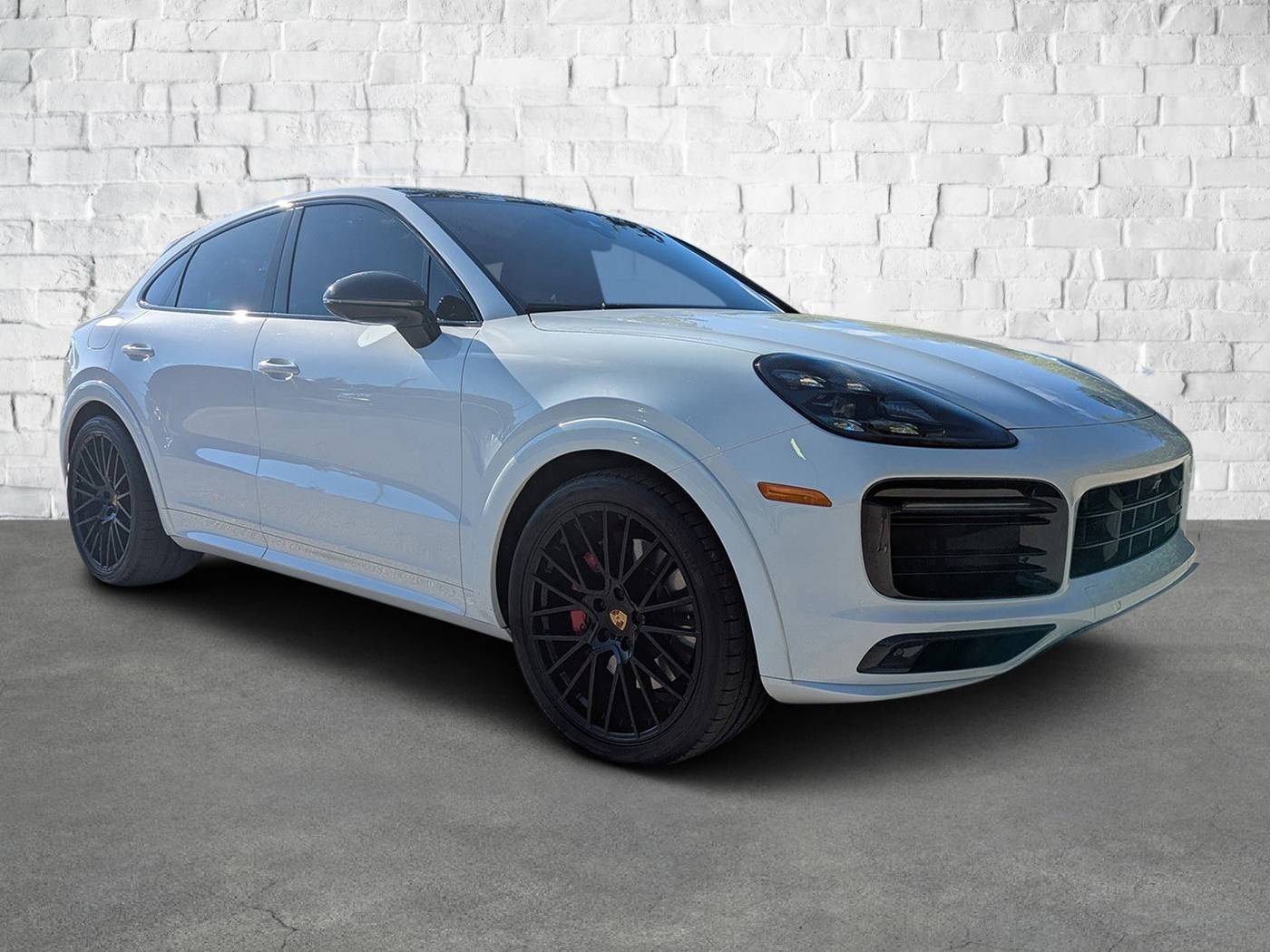 2023 Porsche Cayenne GTS — SUV — 23,090 mi — Sarasota, FL