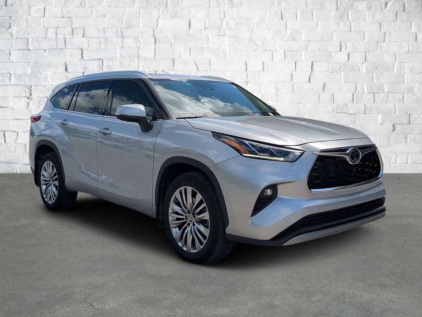 2023 Toyota Highlander Platinum — SUV — 42,004 mi — Sarasota, FL