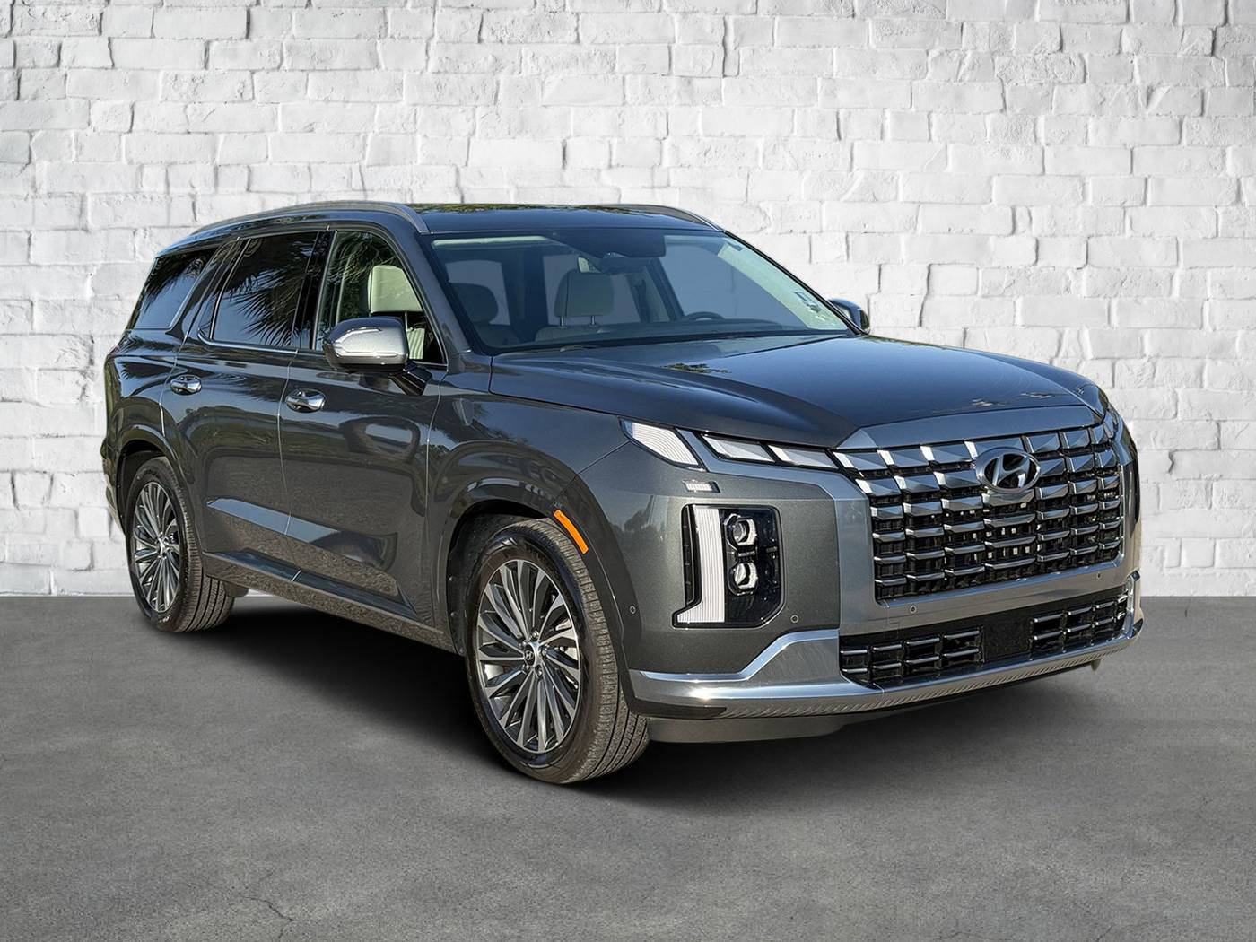 2023 Hyundai Palisade Calligraphy — SUV — 18,160 mi — Sarasota, FL