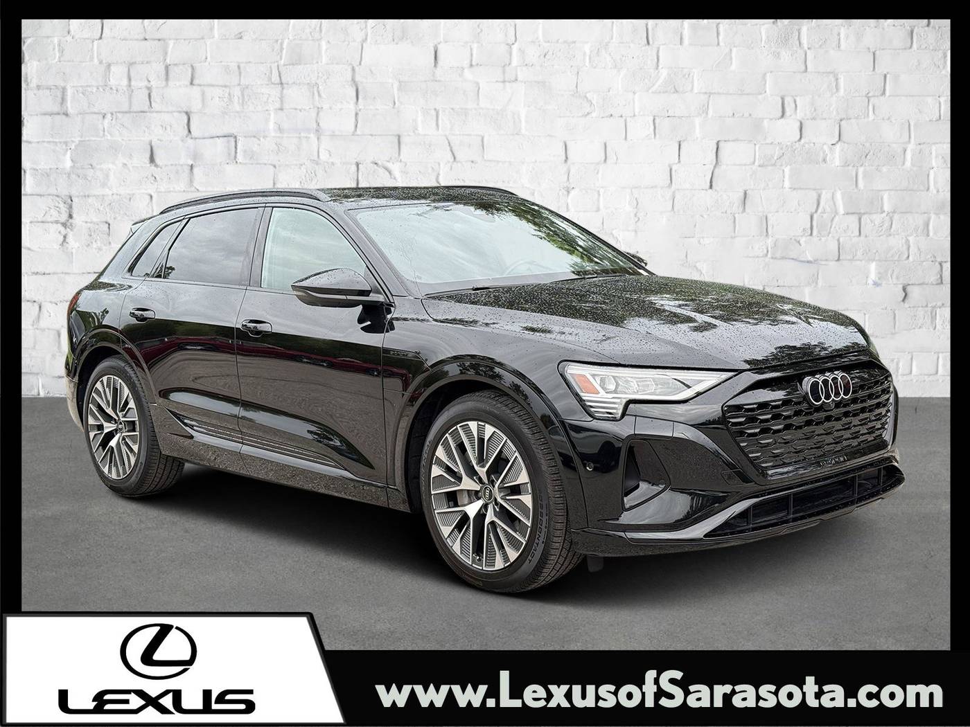 2024 Audi Q8 e-tron Premium Plus — SUV — 1,351 mi — Sarasota, FL