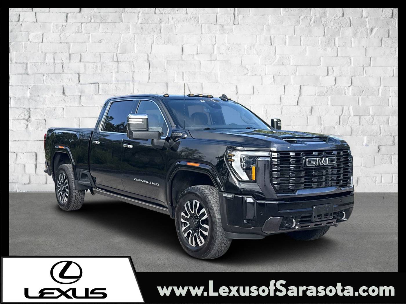 2024 GMC Sierra 3500HD Denali Ultimate — Pickup Truck — 40,296 mi — Sarasota, FL