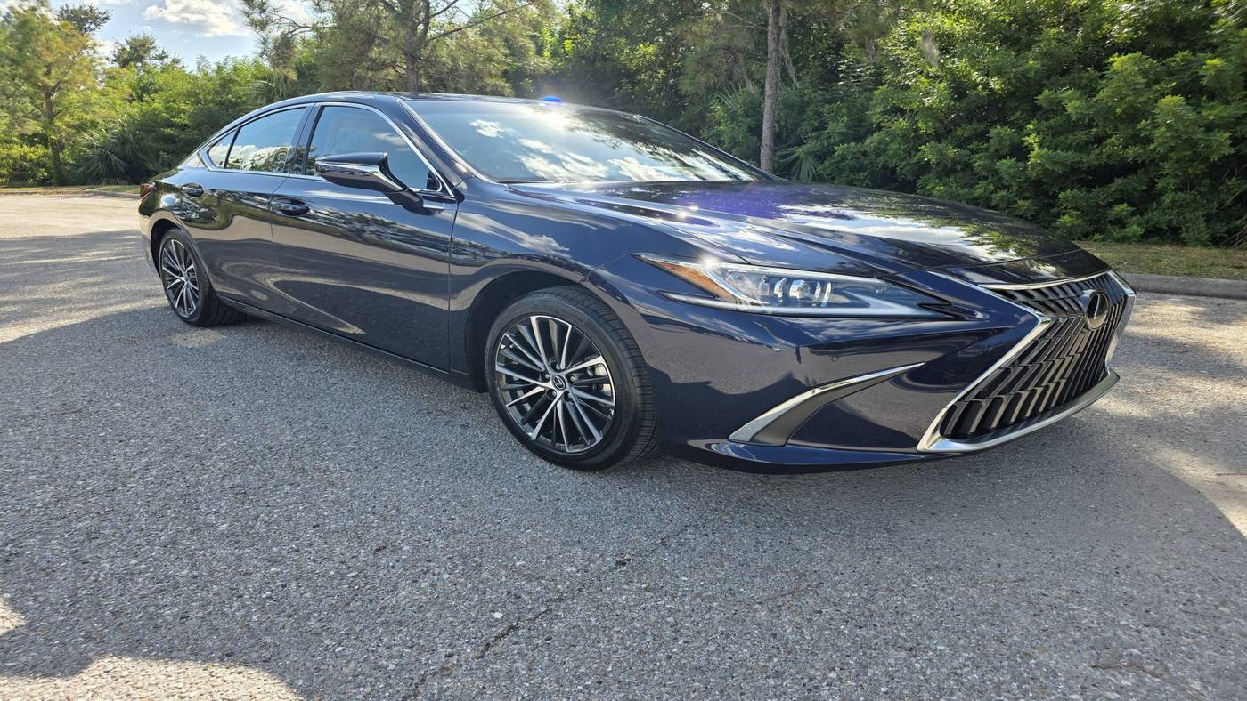 2025 Lexus ES ES 350 — Sedan — 3,233 mi — Sarasota, FL