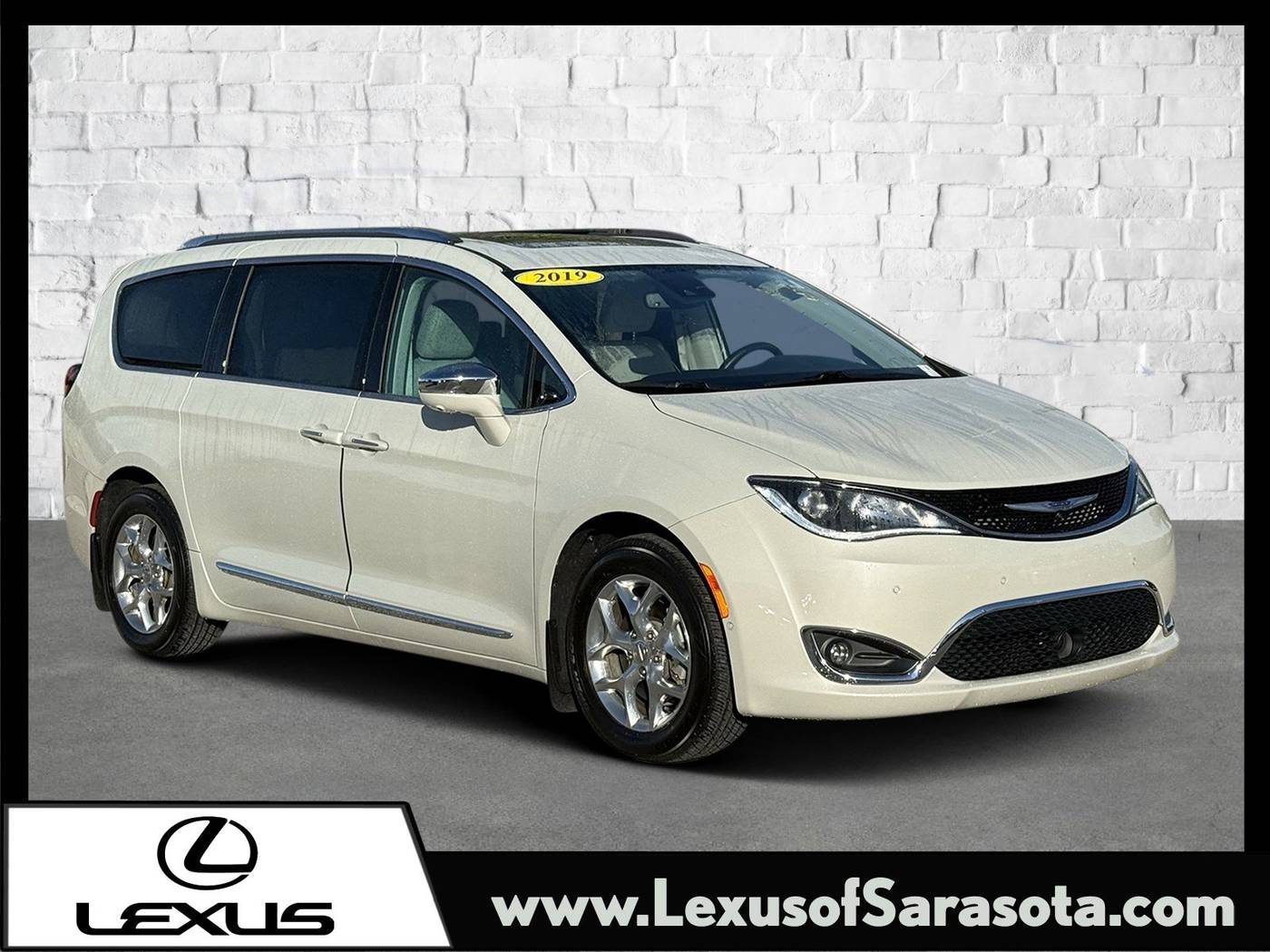 2019 Chrysler Pacifica Limited — Minivan — 40,565 mi — Sarasota, FL