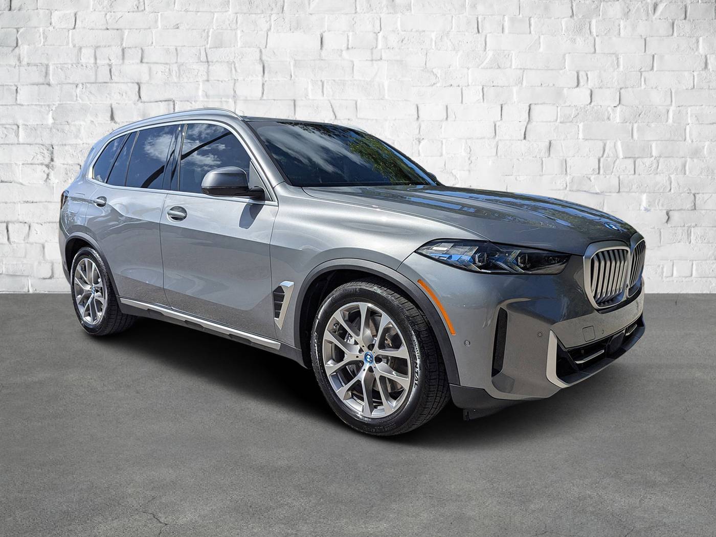 2025 BMW X5 50e — SUV — 10,375 mi — Sarasota, FL