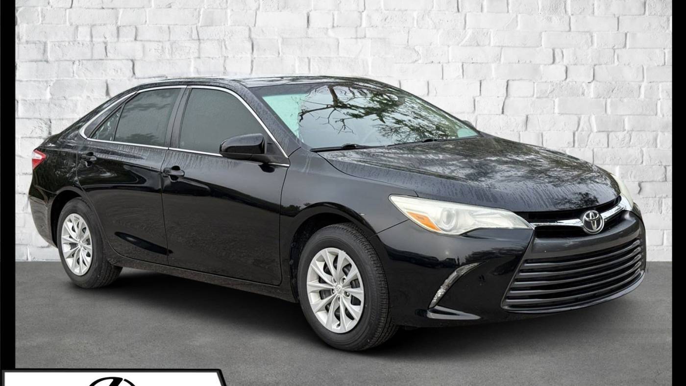 2015 Toyota Camry LE — Sedan — 65,421 mi — Sarasota, FL