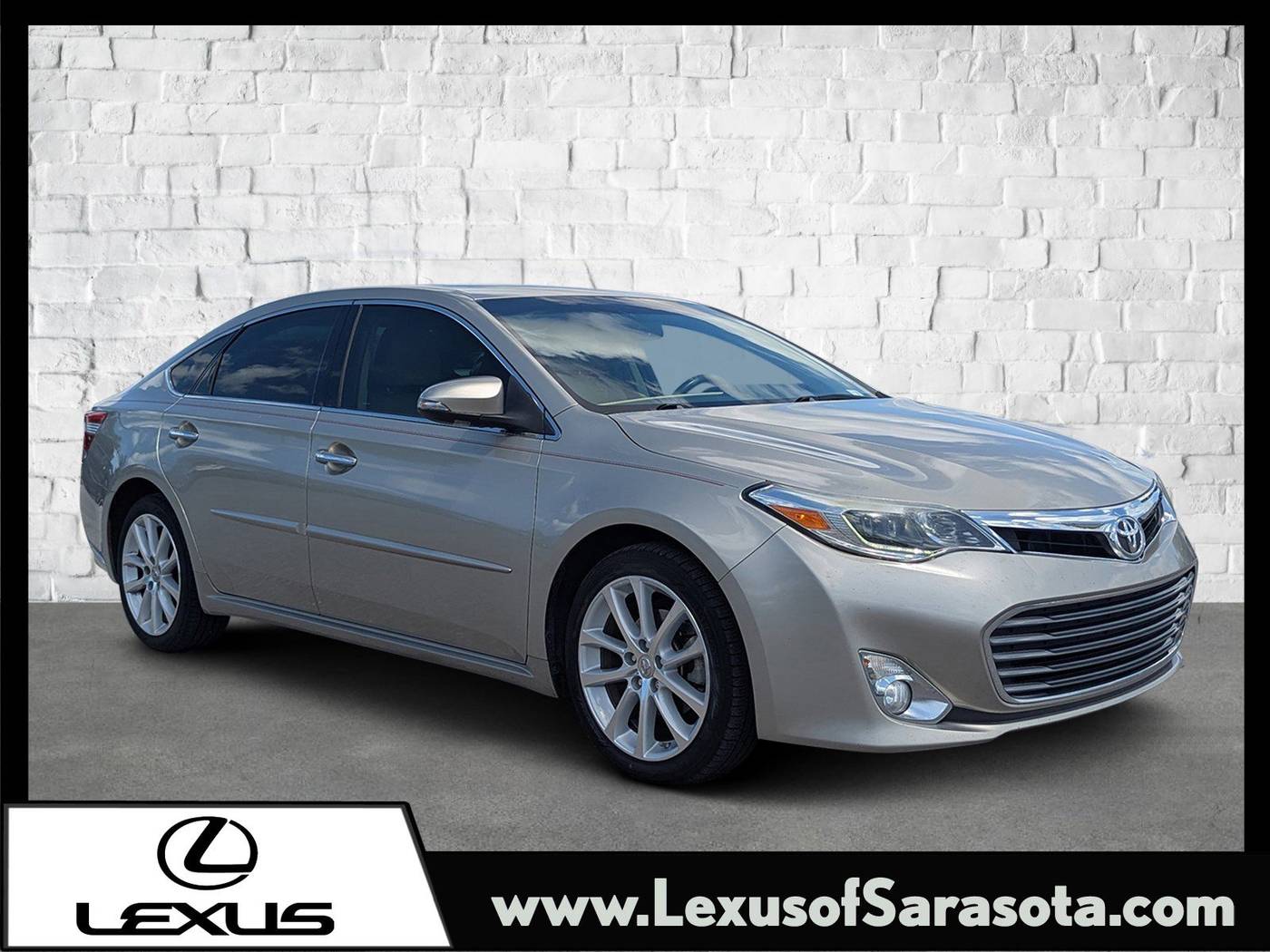 2015 Toyota Avalon Limited — Sedan — 95,708 mi — Sarasota, FL