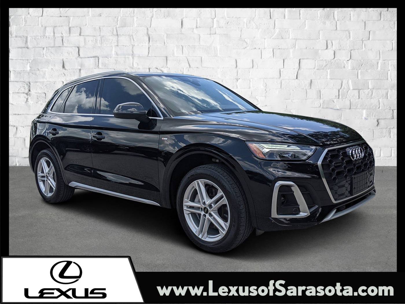 2023 Audi Q5 Plug-In Hybrid e Premium Plus — SUV — 10,787 mi — Sarasota, FL