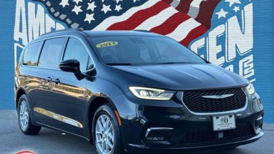 2022 Chrysler Pacifica Touring L — Minivan — 65,768 mi — Greenville, SC