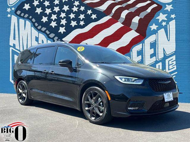 2022 Chrysler Pacifica Limited — Minivan — 68,863 mi — Greenville, SC