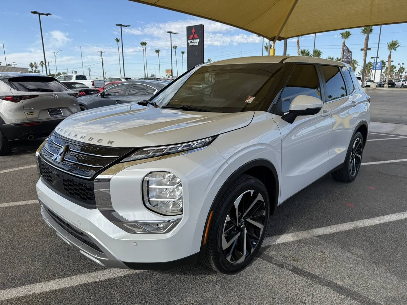 2024 Mitsubishi Outlander SE — SUV — 11,093 mi — Yuma, AZ