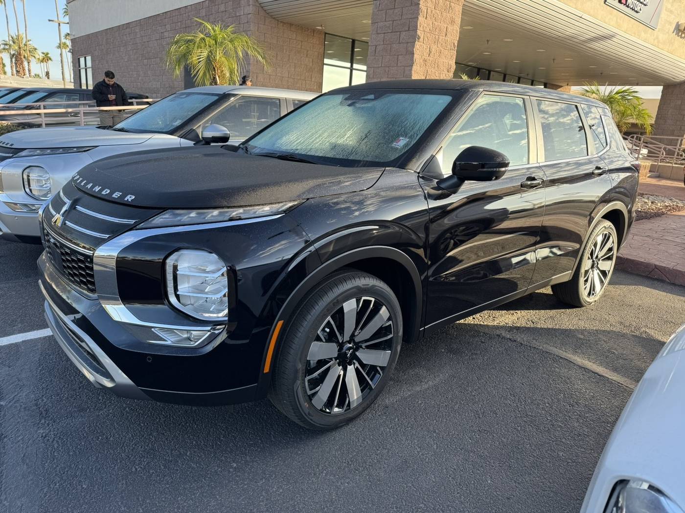 2026 Mitsubishi Outlander SE