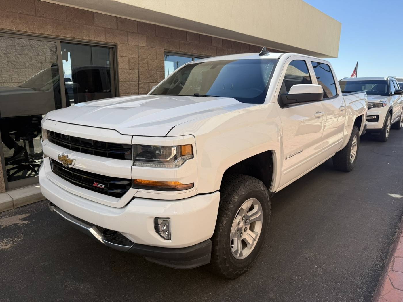 2017 Chevrolet Silverado 1500 LT — Pickup Truck — 83,414 mi — Yuma, AZ