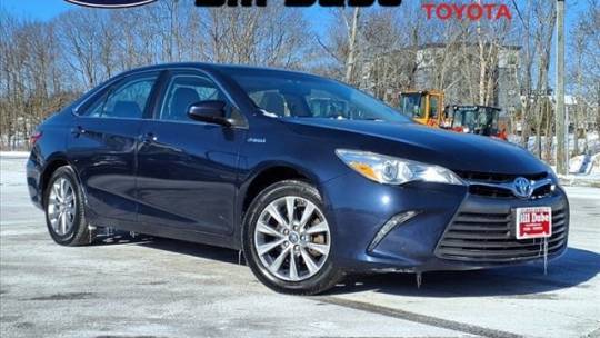 2017 Toyota Camry Hybrid XLE — Sedan — 137,067 mi — Dover, NH