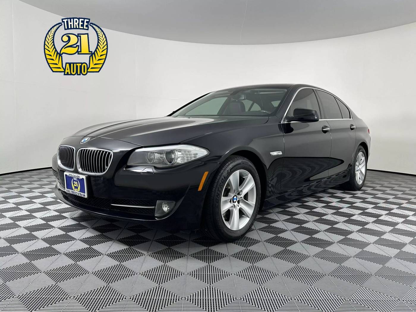 2013 BMW 5 Series 528i — Sedan — 89,566 mi — Spanaway, WA