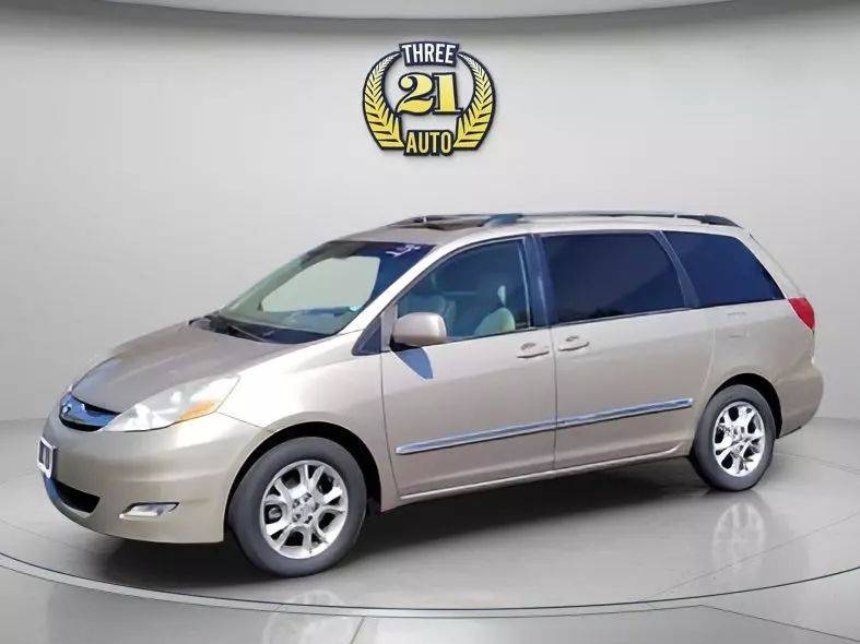 2006 Toyota Sienna XLE Limited — Minivan — 140,646 mi — Spanaway, WA