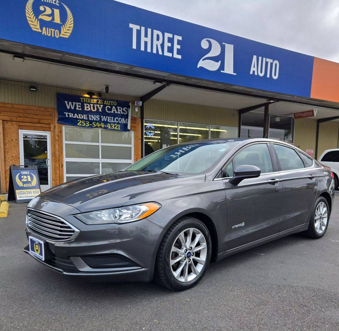 2017 Ford Fusion Hybrid SE — Sedan — 158,722 mi — Spanaway, WA