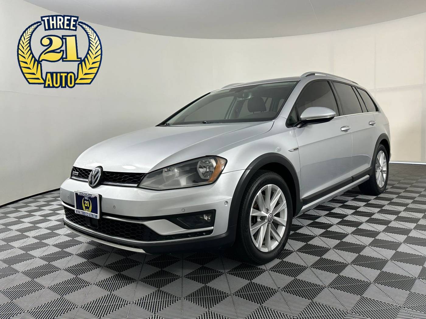 2017 Volkswagen Golf Alltrack SE — Wagon — 132,501 mi — Spanaway, WA