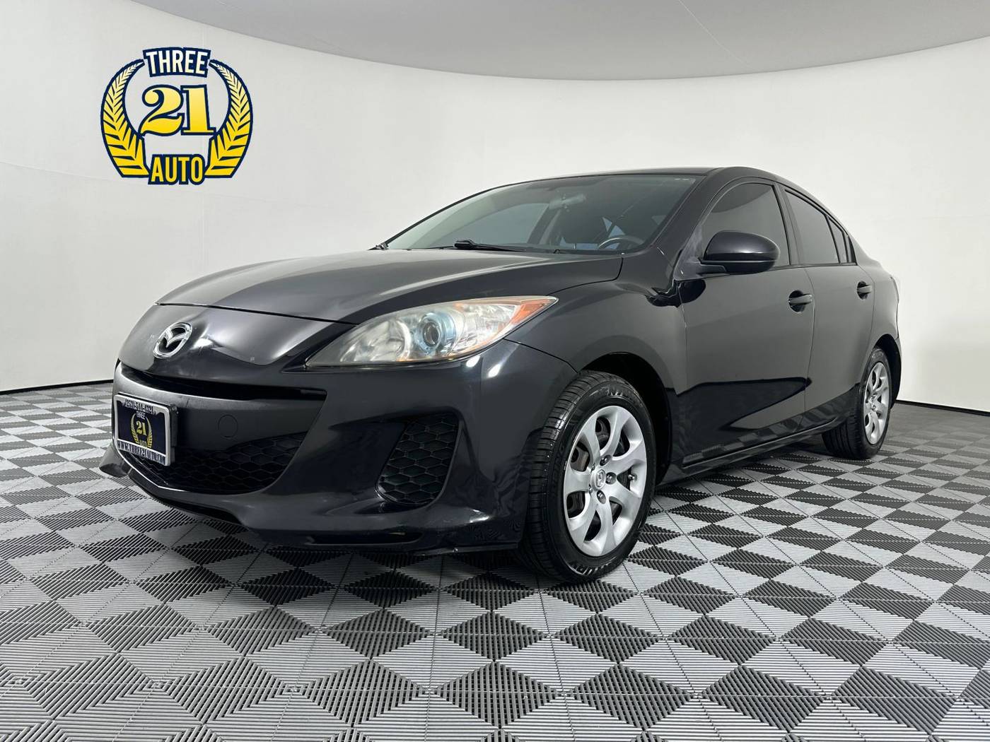 2013 Mazda Mazda3 i Sport — Sedan — 113,842 mi — Spanaway, WA