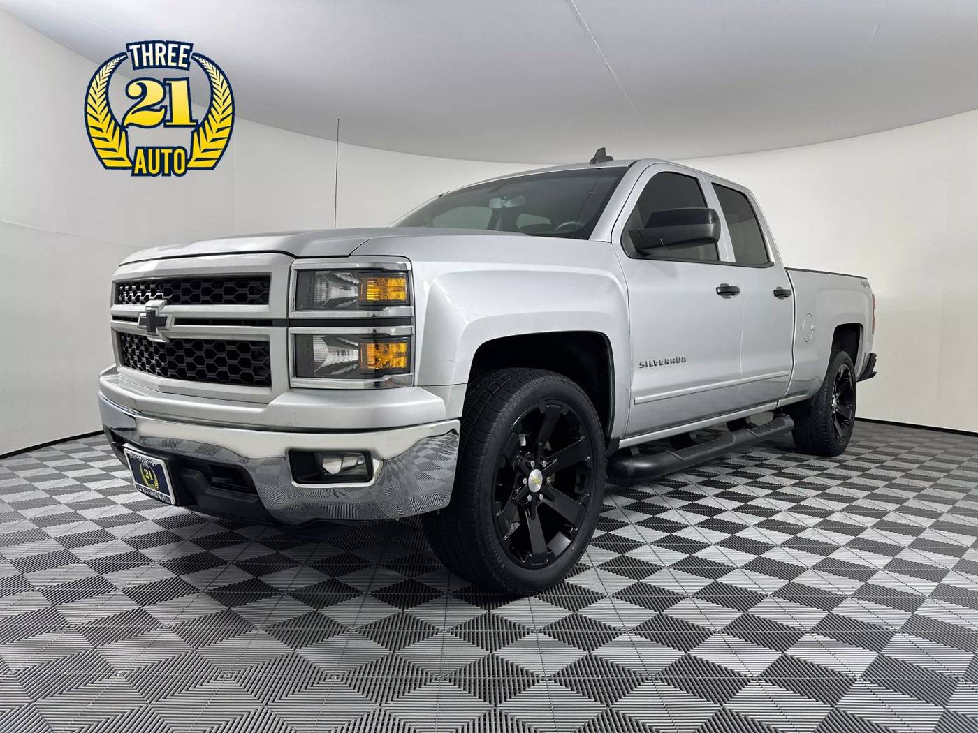 2015 Chevrolet Silverado 1500 LT — Pickup Truck — 111,887 mi — Spanaway, WA
