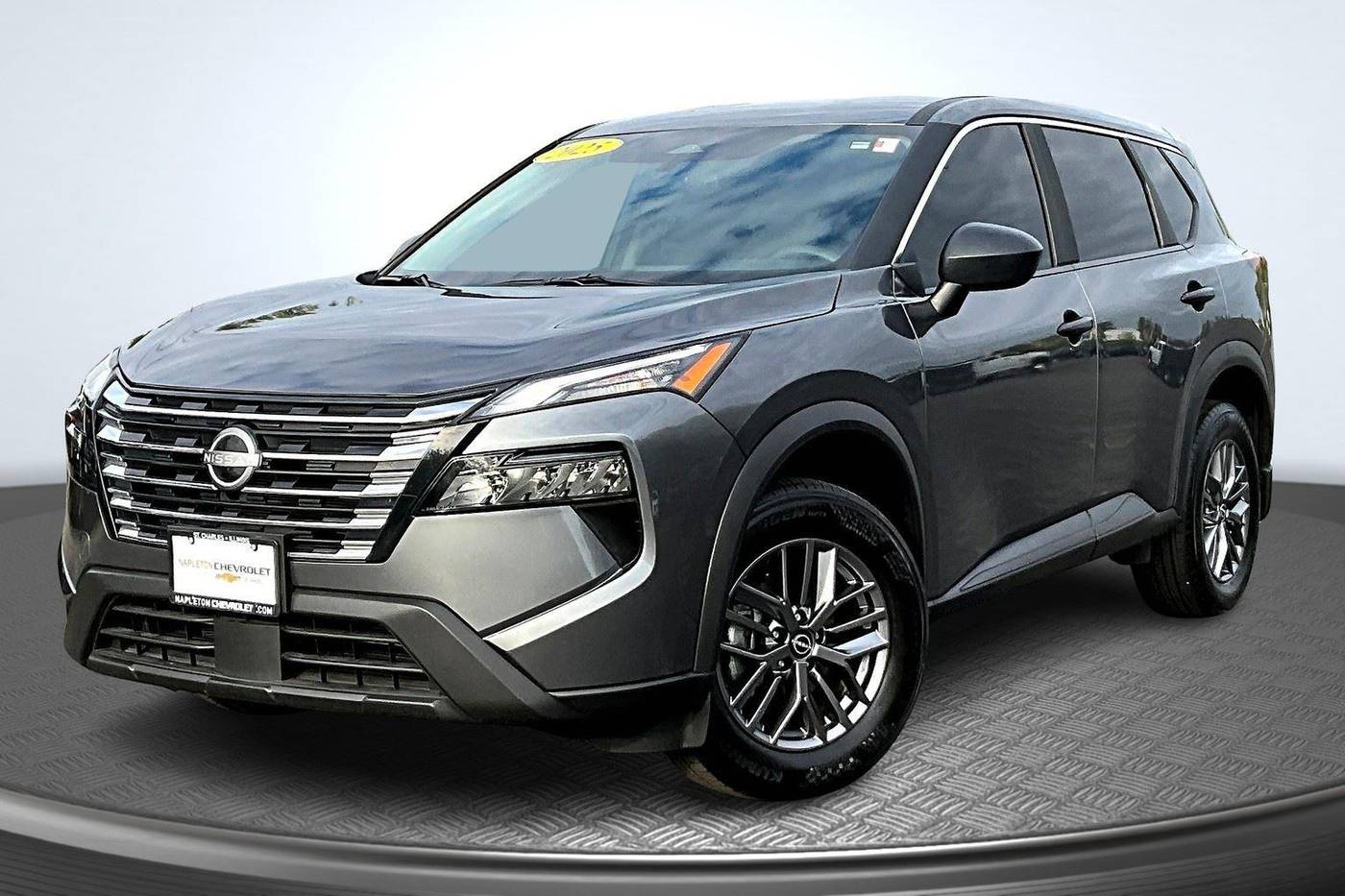2025 Nissan Rogue S — SUV — 21,152 mi — St. Charles, IL